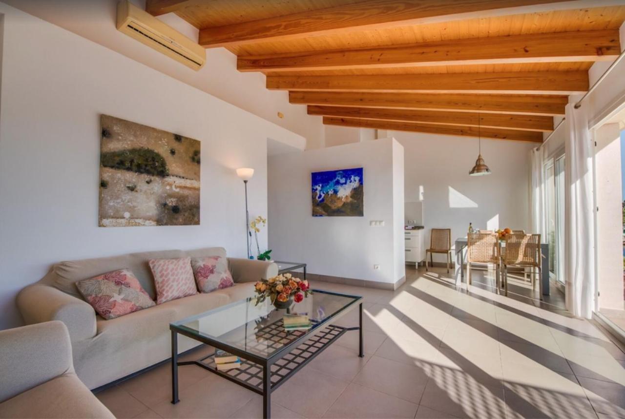 Es Port Penthouse Apartment Santanyi Exterior photo